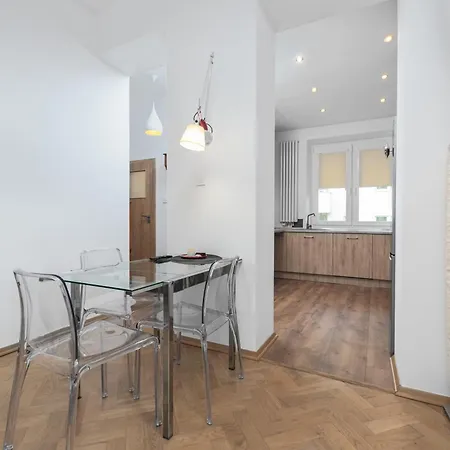 Aleja Szucha 11 By Homeprime * Varsovie