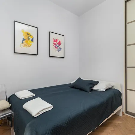 Aleja Szucha 11 By Homeprime Apartman