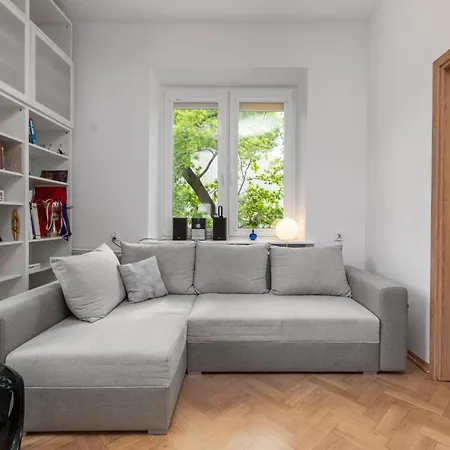 Aleja Szucha 11 By Homeprime Apartman