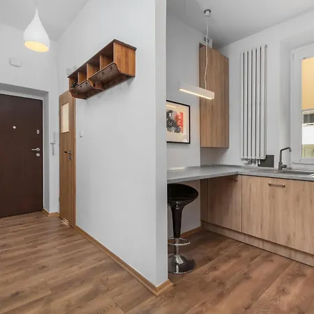 Aleja Szucha 11 By Homeprime Apartman