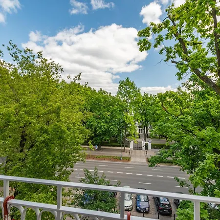 Aleja Szucha 11 By Homeprime Apartman *